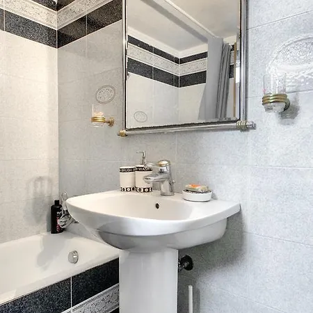 Front Vilă Nea Kallikrateia