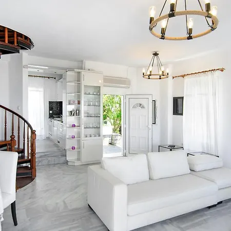 Villa Front